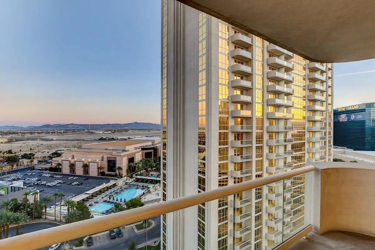 Mgm Signature-16-702 1Br 2Ba Balcony Suite Las Vegas United States
